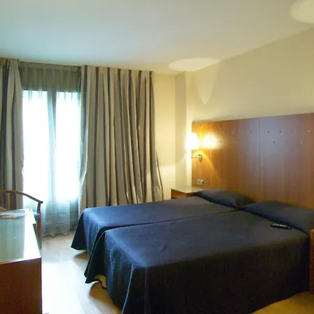 J. Balmes Hotel