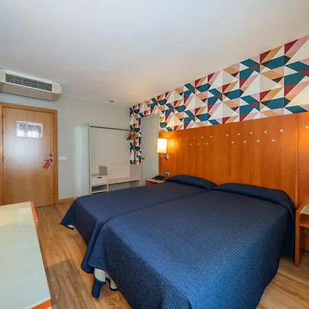 J. Balmes Hotel