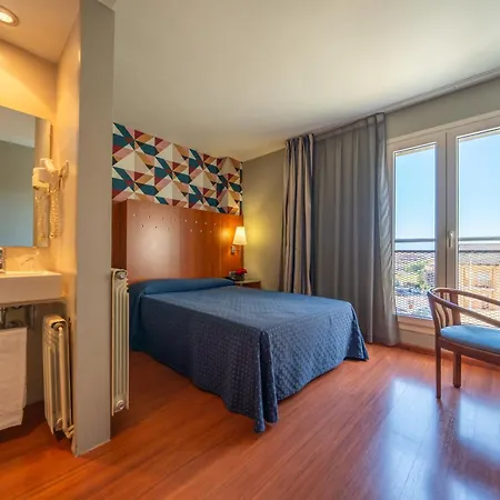 J. Balmes Hotel