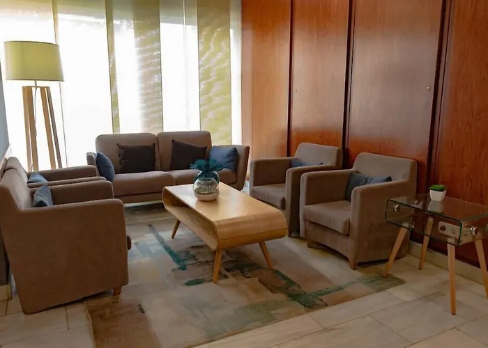 J. Balmes Hotell 3*